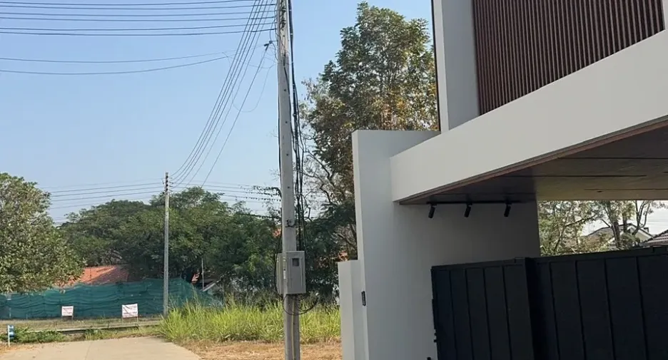 出租 4 卧室 别墅 在 Hang Dong, Chiang Mai