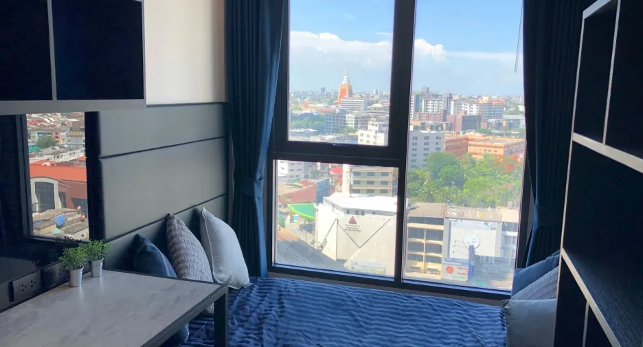 For rent 2 bedrooms condo in Bang Na, Bangkok