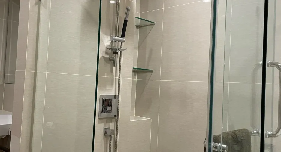 For rent 2 bedrooms condo in Bang Na, Bangkok