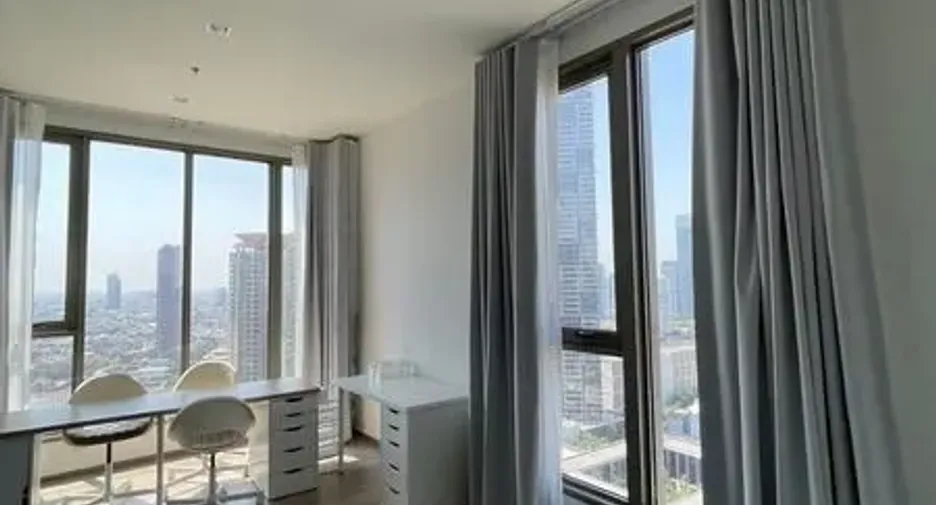Wohnung zur Miete mit 3 Zimmer in Bang Kho Laem, Bangkok