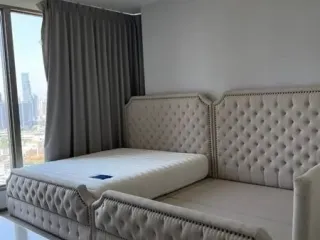 For rent 3 bedrooms condo in Bang Kho Laem, Bangkok