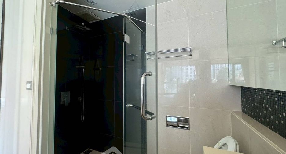 Wohnung zur Miete und zum Kauf mit 1 Zimmer in Sathon, Bangkok