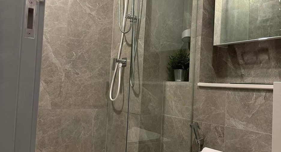 For rent 1 Beds condo in Huai Khwang, Bangkok