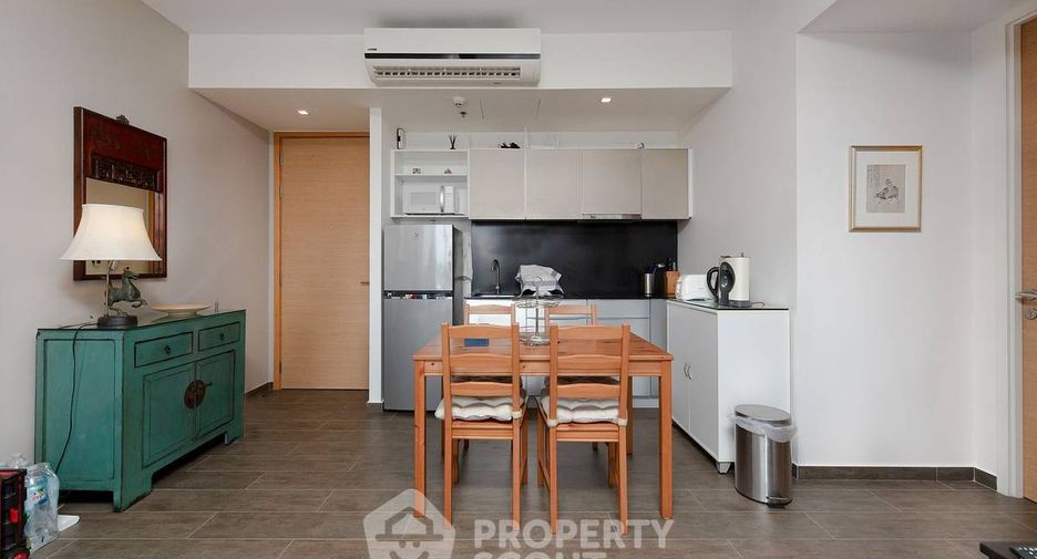 À vendre 2 chambres condo à Khlong Toei, Bangkok