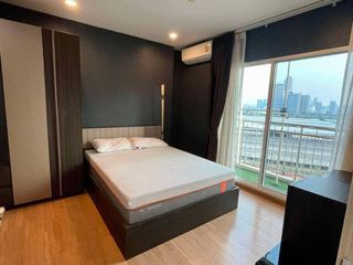 For sale 2 bedrooms condo in Huai Khwang, Bangkok