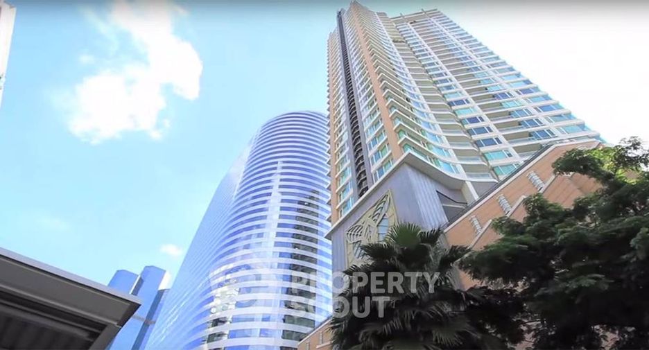 For rent 3 bedrooms condo in Sathon, Bangkok