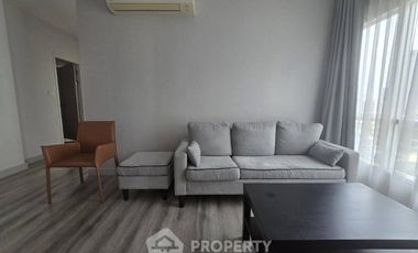 For rent 2 bedrooms condo in Sathon, Bangkok