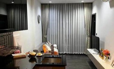 Condo en alquiler de 1 habitaciones en Huai Khwang, Bangkok