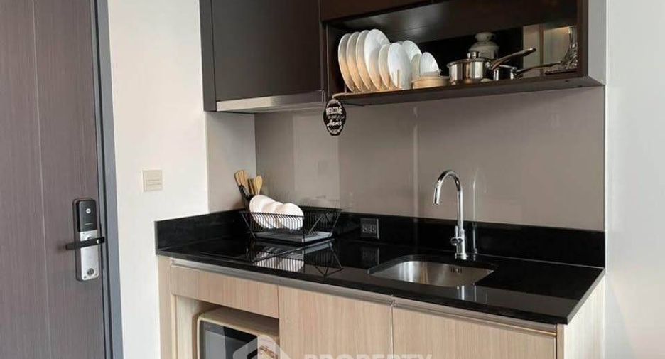 For rent 1 bed condo in Khlong Toei, Bangkok