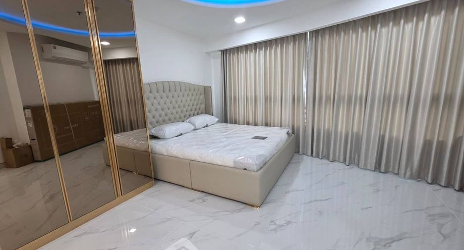 For sale 2 bedrooms condo in Yan Nawa, Bangkok