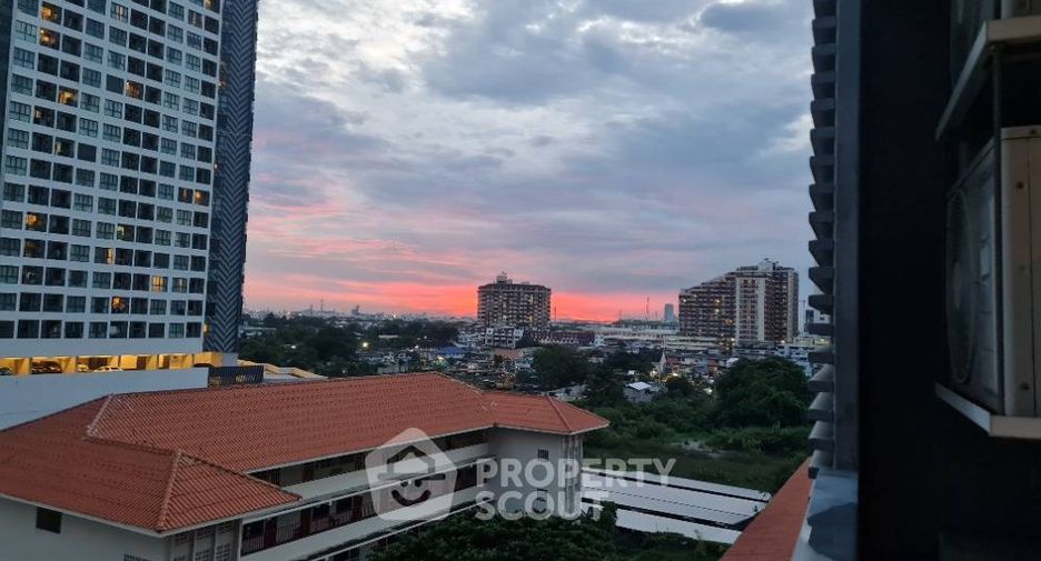 For sale 2 ベッドルーム condo in Bang Na, Bangkok