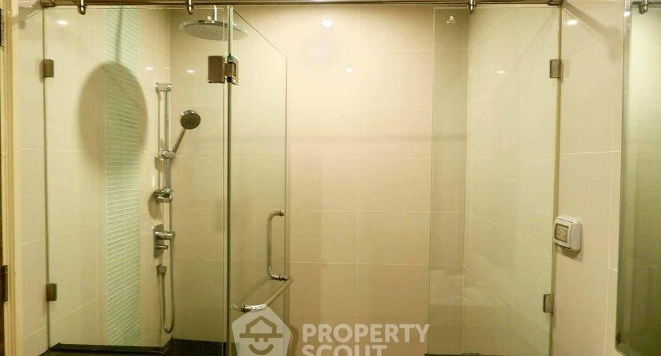 For sale 1 bed condo in Yan Nawa, Bangkok