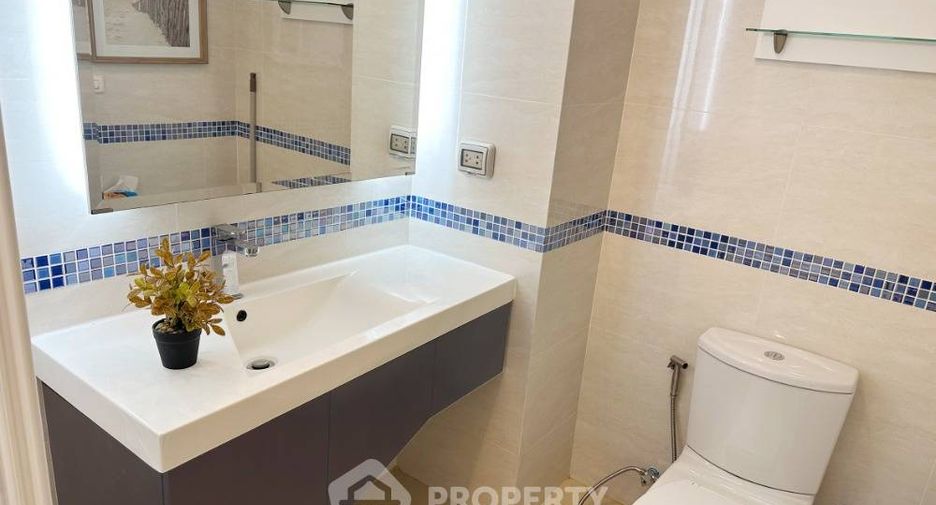 For sale 1 Beds condo in Khlong Toei, Bangkok