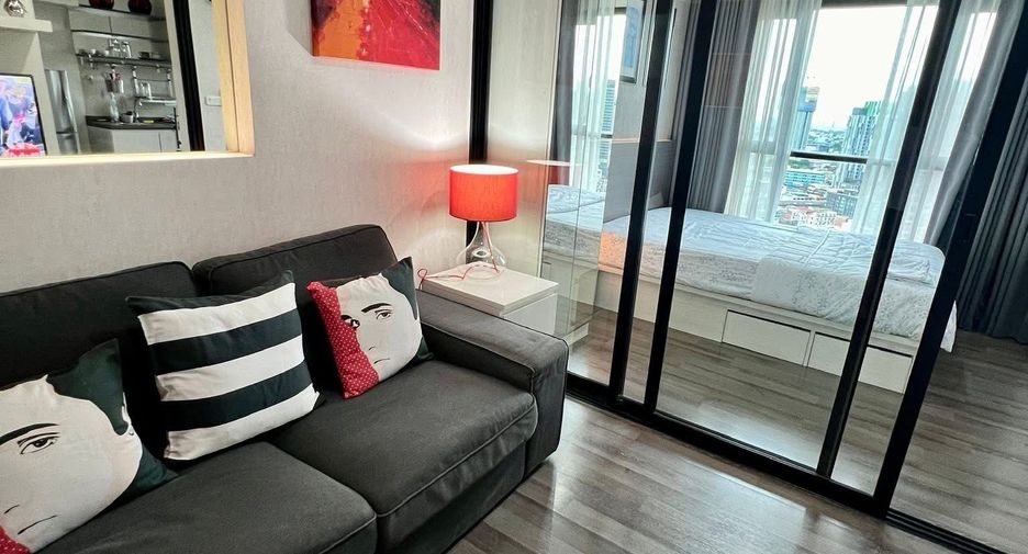 Condo en alquiler de 1 habitaciones en Watthana, Bangkok