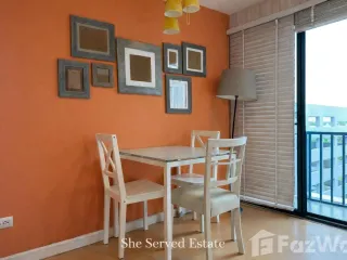 For rent 2 bedrooms condo in Bang Na, Bangkok