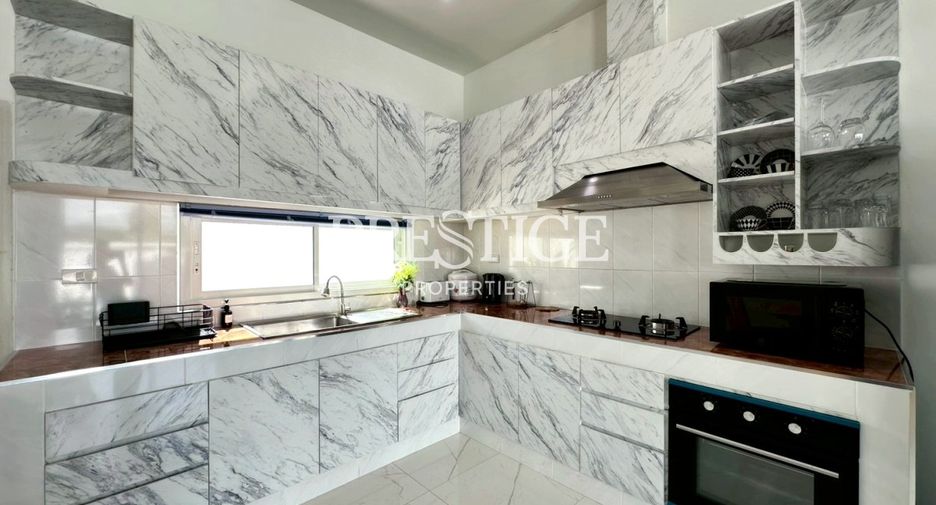 For sale and for rent 3 bedrooms house in East Pattaya, Pattaya