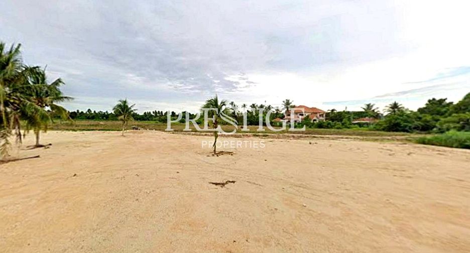 Terreno en venta en Huay Yai, Pattaya