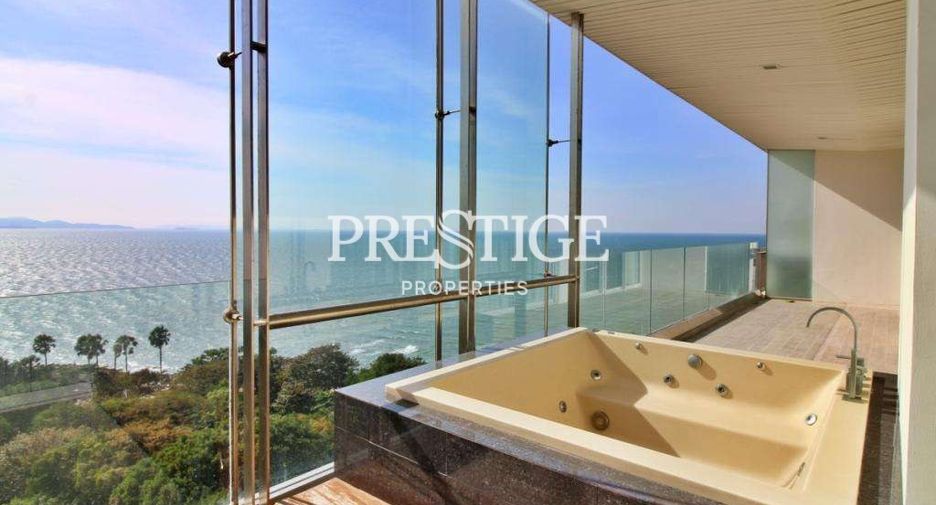 For sale 3 bedrooms condo in North Pattaya, Pattaya