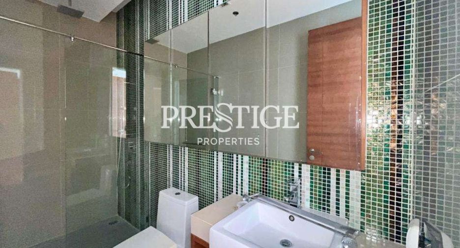 For sale 3 bedrooms condo in North Pattaya, Pattaya