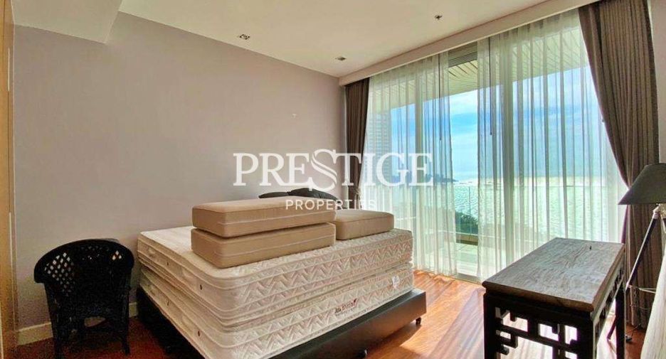For sale 3 bedrooms condo in North Pattaya, Pattaya