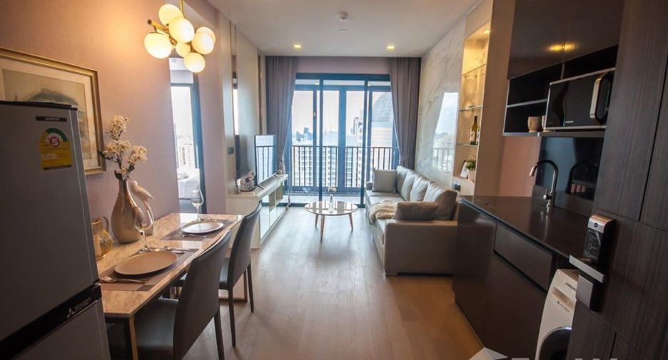 For rent 2 ベッドルーム condo in Khlong Toei, Bangkok