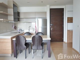 Condo en venta de 2 habitaciones en Phra Khanong, Bangkok