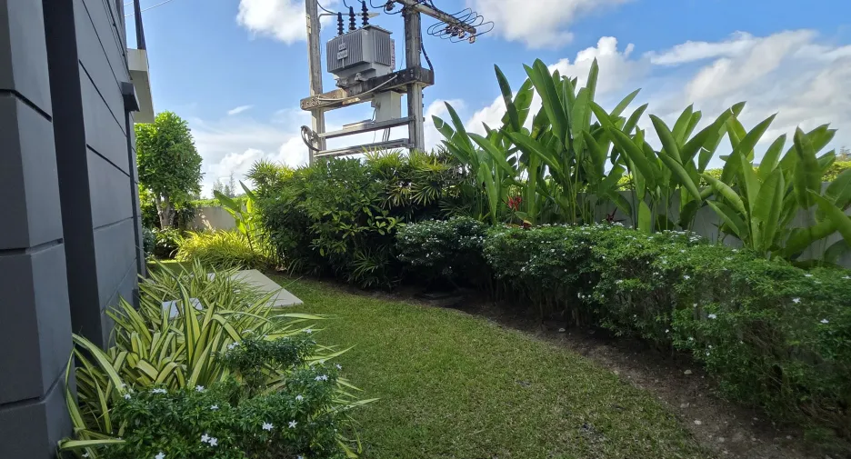 For sale 5 bedrooms villa in Thalang, Phuket