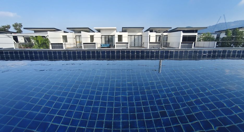 For sale 5 bedrooms villa in Thalang, Phuket