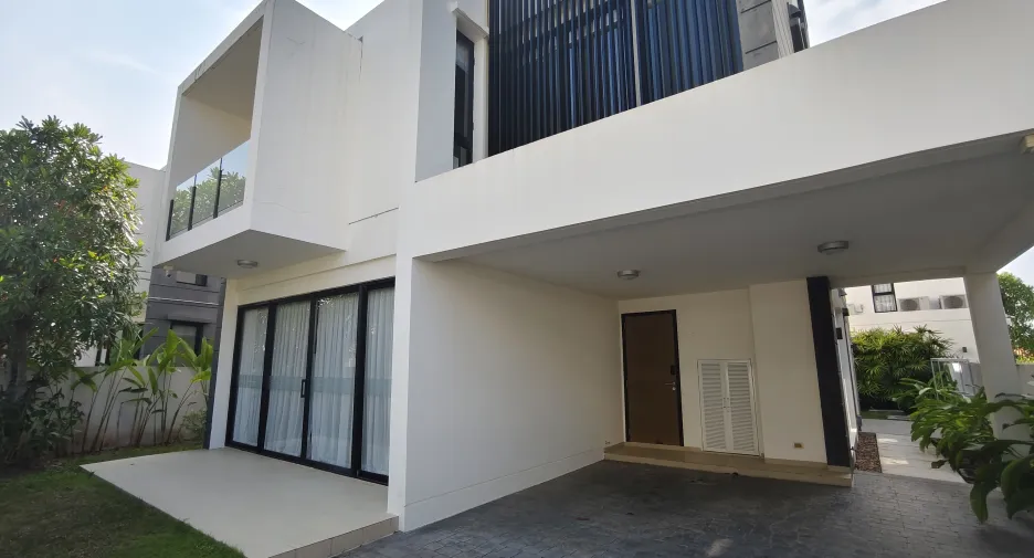 For sale 5 bedrooms villa in Thalang, Phuket
