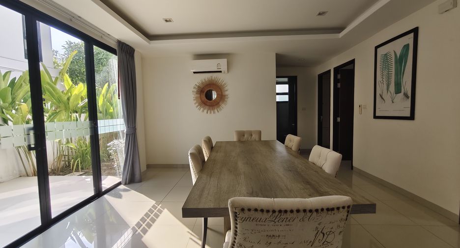 For sale 5 bedrooms villa in Thalang, Phuket