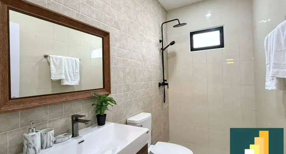 For rent and for sale 3 bedrooms house in Bang Lamung, Chonburi
