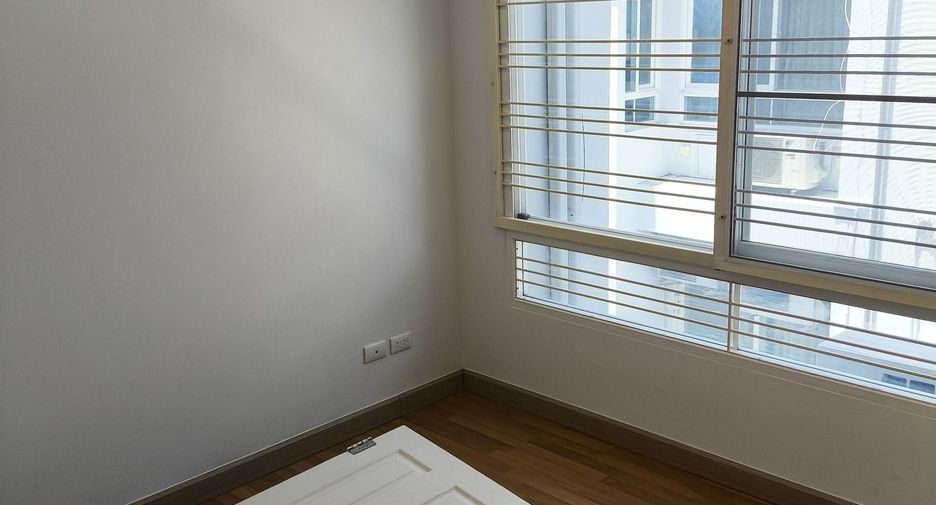 Haus zur Miete mit 3 Zimmer in Wang Thonglang, Bangkok