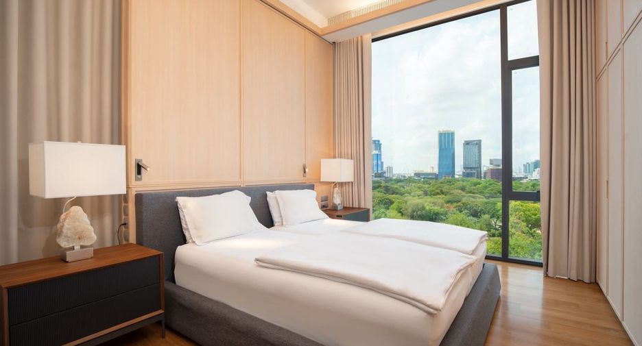 For sale 3 bedrooms condo in Pathum Wan, Bangkok