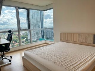 For rent 2 bedrooms condo in Phra Khanong, Bangkok