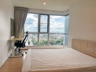 For rent 2 bedrooms condo in Phra Khanong, Bangkok