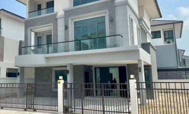 For sale 5 bedrooms house in Mueang Chon Buri, Chonburi
