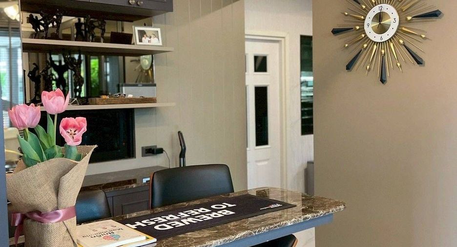 For rent 5 bedrooms house in Suan Luang, Bangkok