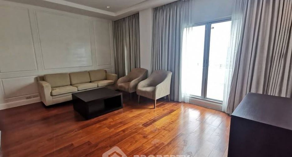 For rent 4 ベッドルーム apartment in Pathum Wan, Bangkok