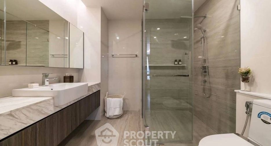 For rent 2 bedrooms condo in Mueang Samut Prakan, Samut Prakan