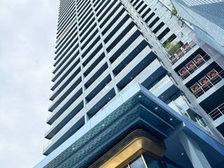 For rent 1 bed condo in Yan Nawa, Bangkok
