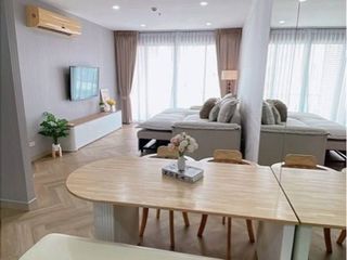 For rent 1 bed condo in Yan Nawa, Bangkok