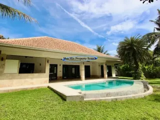 For sale 3 bedrooms house in Sam Roi Yot, Prachuap Khiri Khan