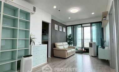 For rent 2 bedrooms condo in Bangkok Noi, Bangkok