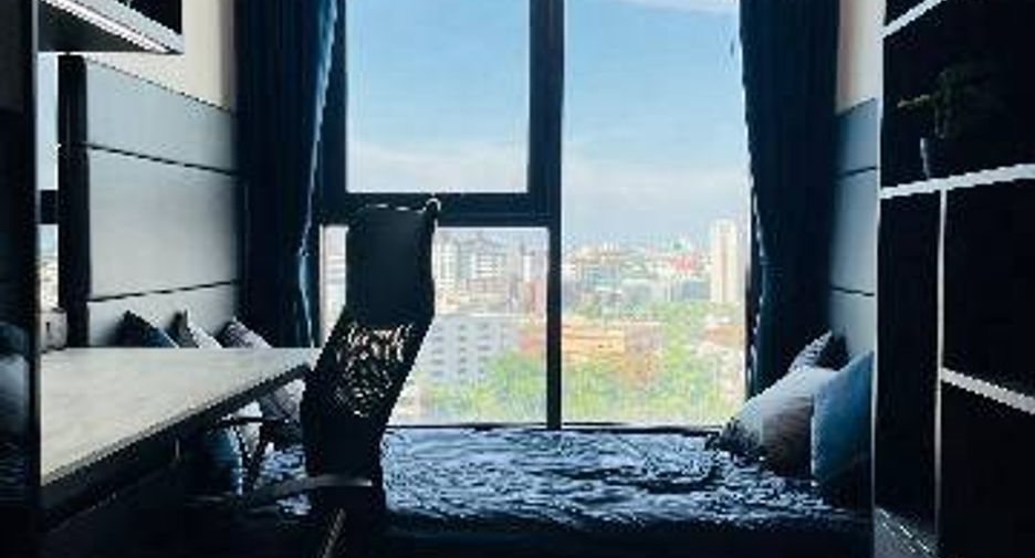 Condo en alquiler de 2 habitaciones en Bang Na, Bangkok