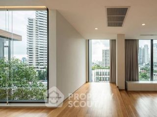 À louer 4 chambres appartement à Khlong Toei, Bangkok