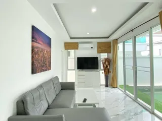 À vendre et à louer 5 chambres maison à Mueang Phuket, Phuket