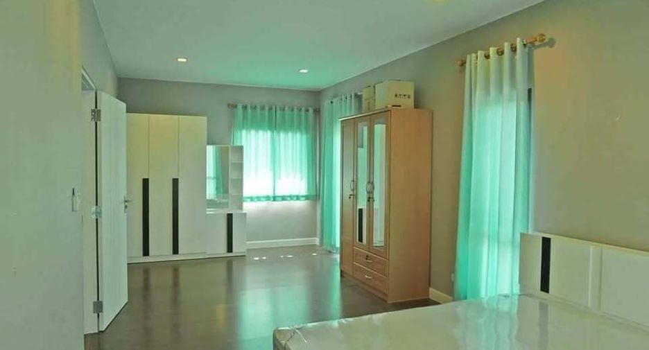 For rent 4 bedrooms house in Bang Phli, Samut Prakan