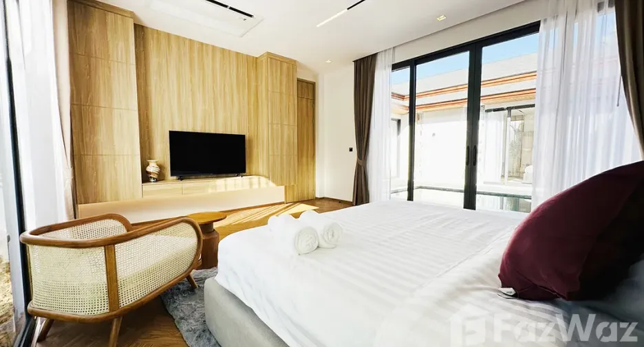 For sale 3 bedrooms villa in Mueang Phuket, Phuket