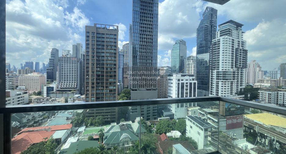 For rent 2 bedrooms condo in Khlong Toei, Bangkok