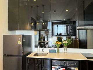 For rent 1 bed condo in Phaya Thai, Bangkok